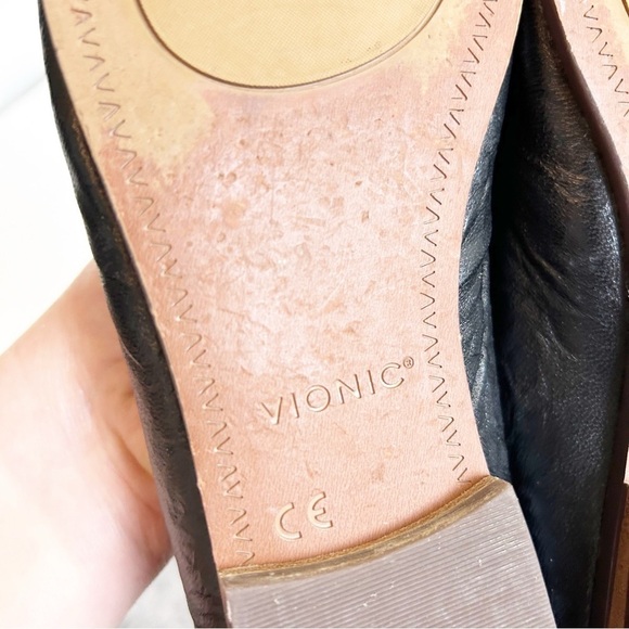 🌷SALE Vionic Willa II Loafer Black Leather Size 7 Missing Inner Sole - Picture 4 of 9